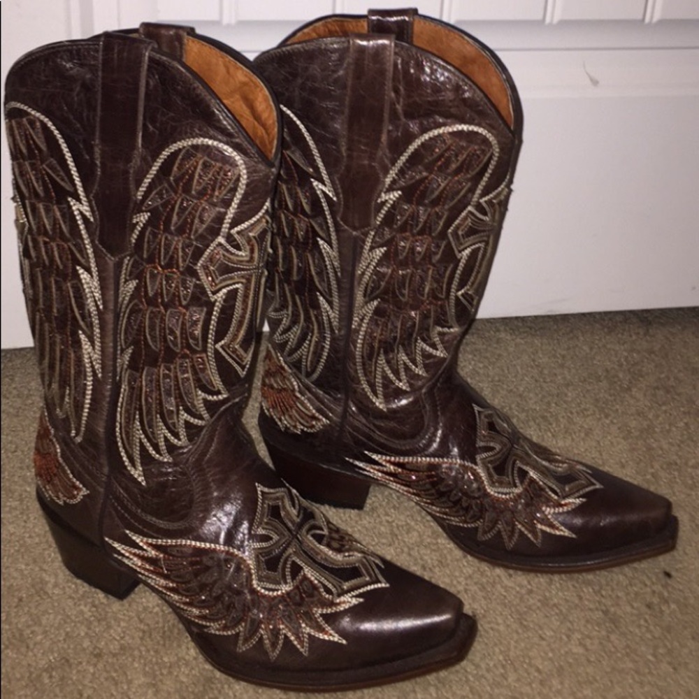 Boutique cowboy boots